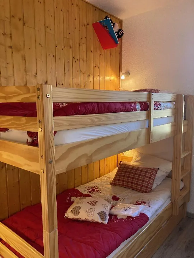 Appartement montagnard LA JOUE DU LOUP 30M² PIED PISTES 5pers 3+++